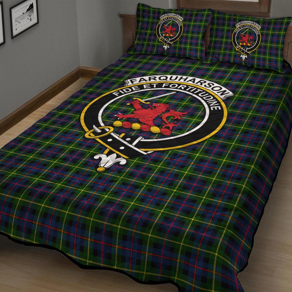 Farquharson Modern Tartan Quilt Bed Set with Family Crest - Tartan Vibes Clothing