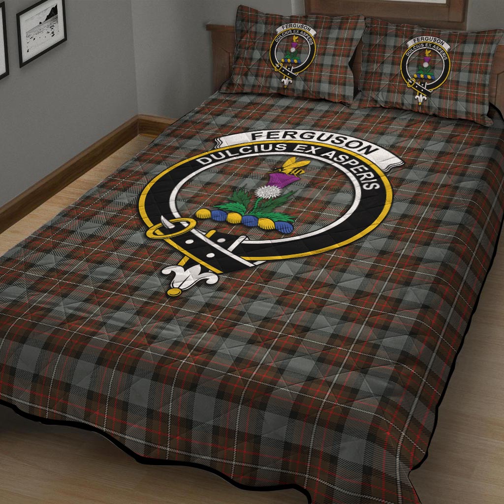 Ferguson Weathered Tartan Quilt Bed Set with Family Crest - Tartan Vibes Clothing