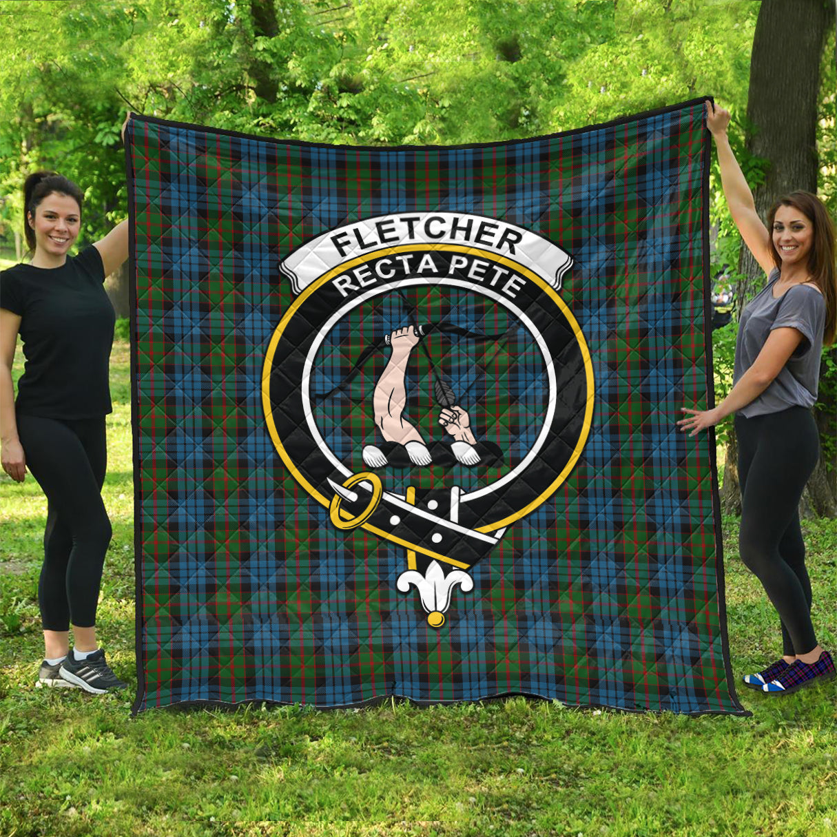 fletcher-of-dunans-tartan-quilt-with-family-crest