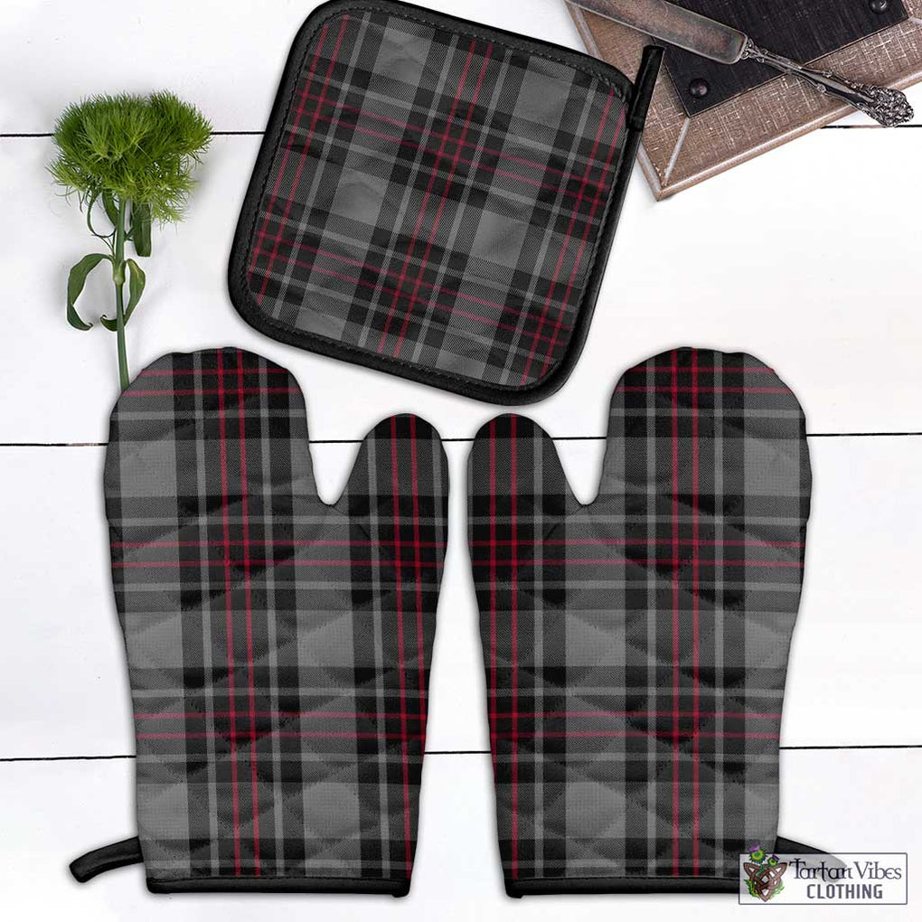 Flynn Tartan Combo Oven Mitt & Pot-Holder Black - Tartan Vibes Clothing
