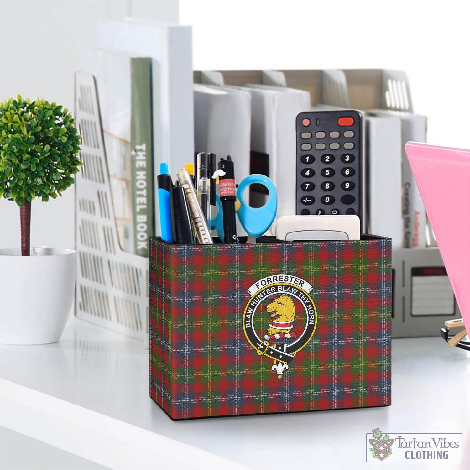 Tartan Vibes Clothing Forrester or Foster Tartan Pen Holder with Family Crest