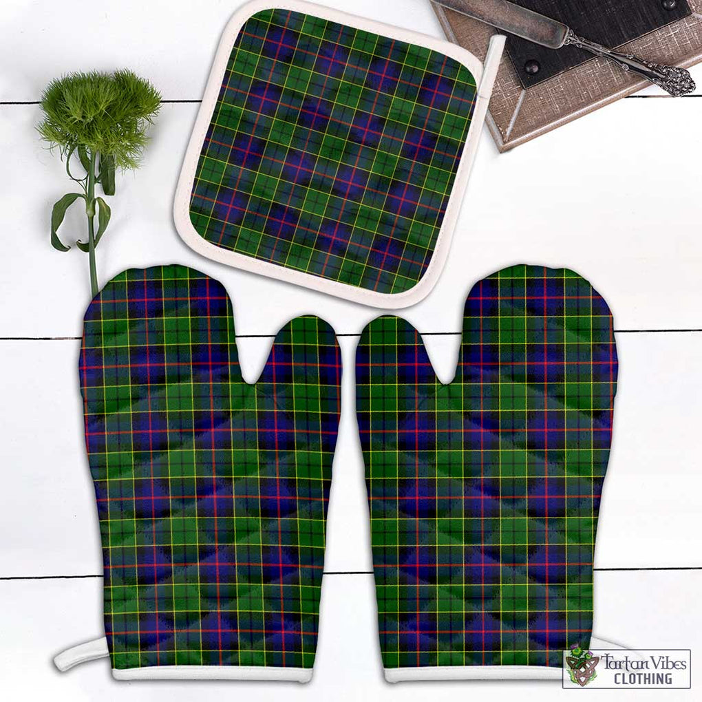 Forsyth Modern Tartan Combo Oven Mitt & Pot-Holder Combo 1 Oven Mitt & 1 Pot-Holder White - Tartan Vibes Clothing