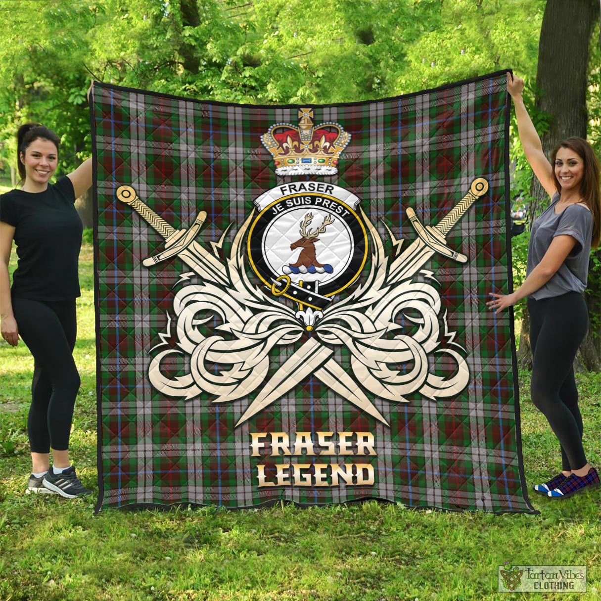 Tartan Vibes Clothing Fraser Hunting Dress Tartan Quilt with Clan Crest and the Golden Sword of Courageous Legacy