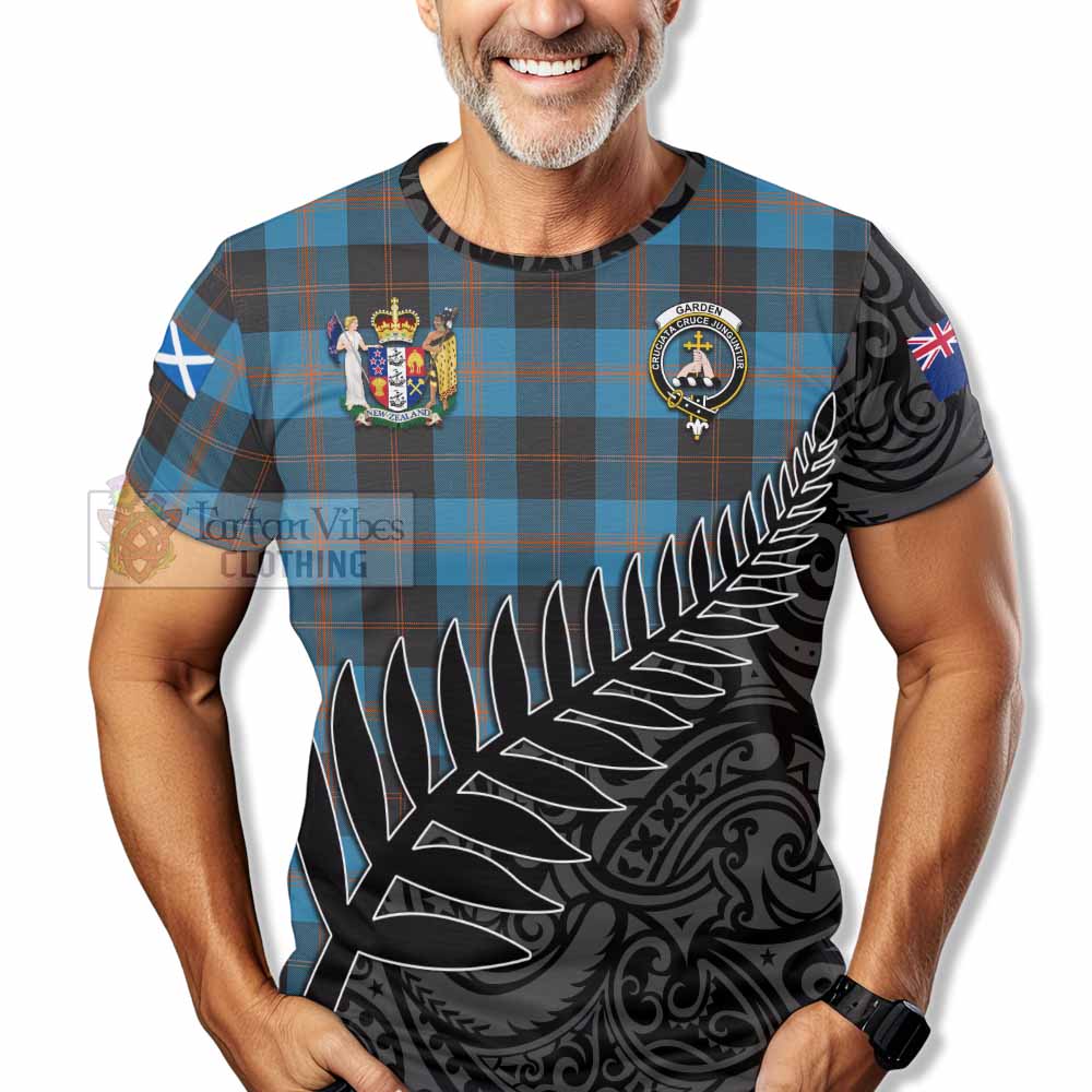 Tartan Vibes Clothing Garden (Gardyne) Crest Tartan T-Shirt with New Zealand Silver Fern Half Style