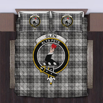 Glen Tartan Quilt Bed Set with Family Crest