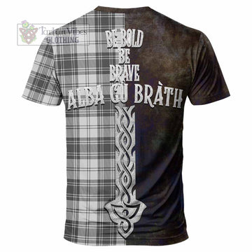 Glen Tartan Family Crest T-Shirt Alba Gu Brath Be Brave Lion Ancient Style - Tartan Vibes Clothing