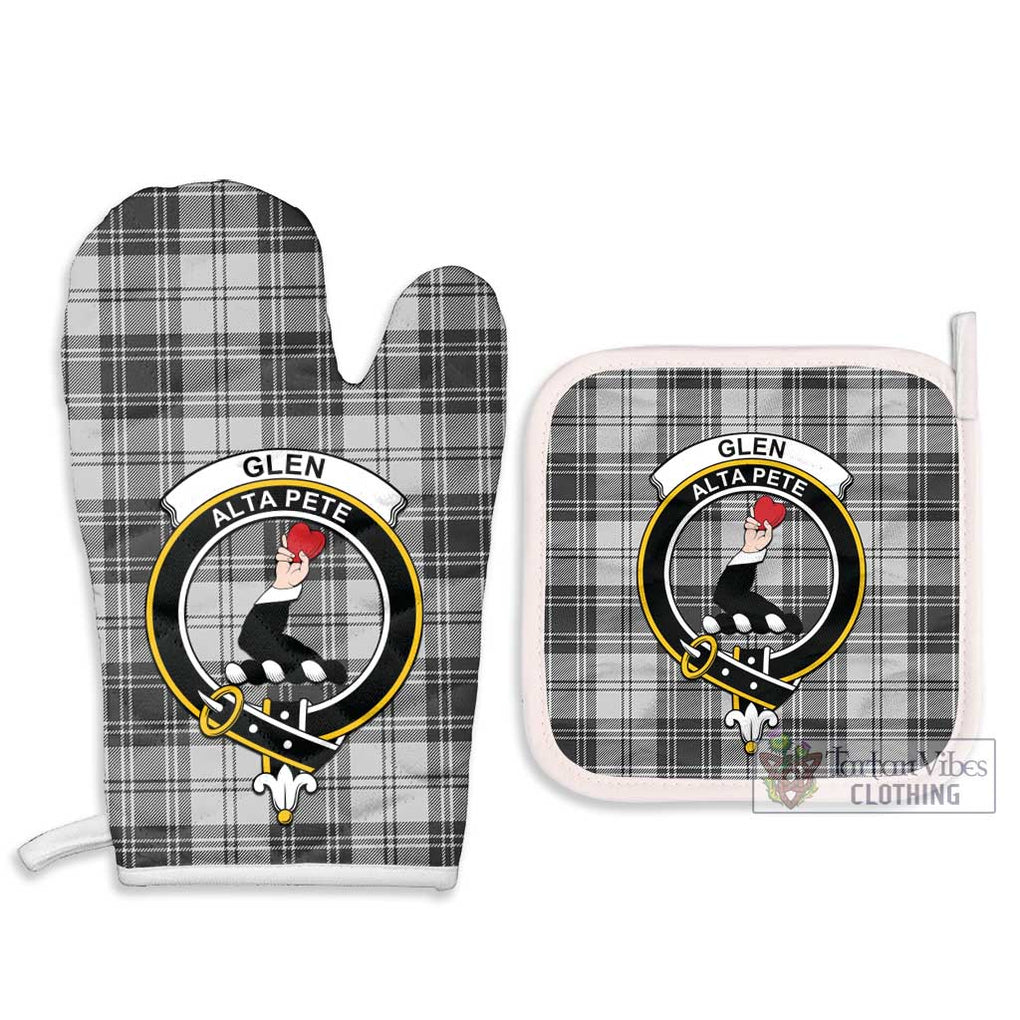 Glen Tartan Combo Oven Mitt & Pot-Holder with Family Crest Combo 1 Oven Mitt & 2 Pot-Holder White - Tartan Vibes Clothing