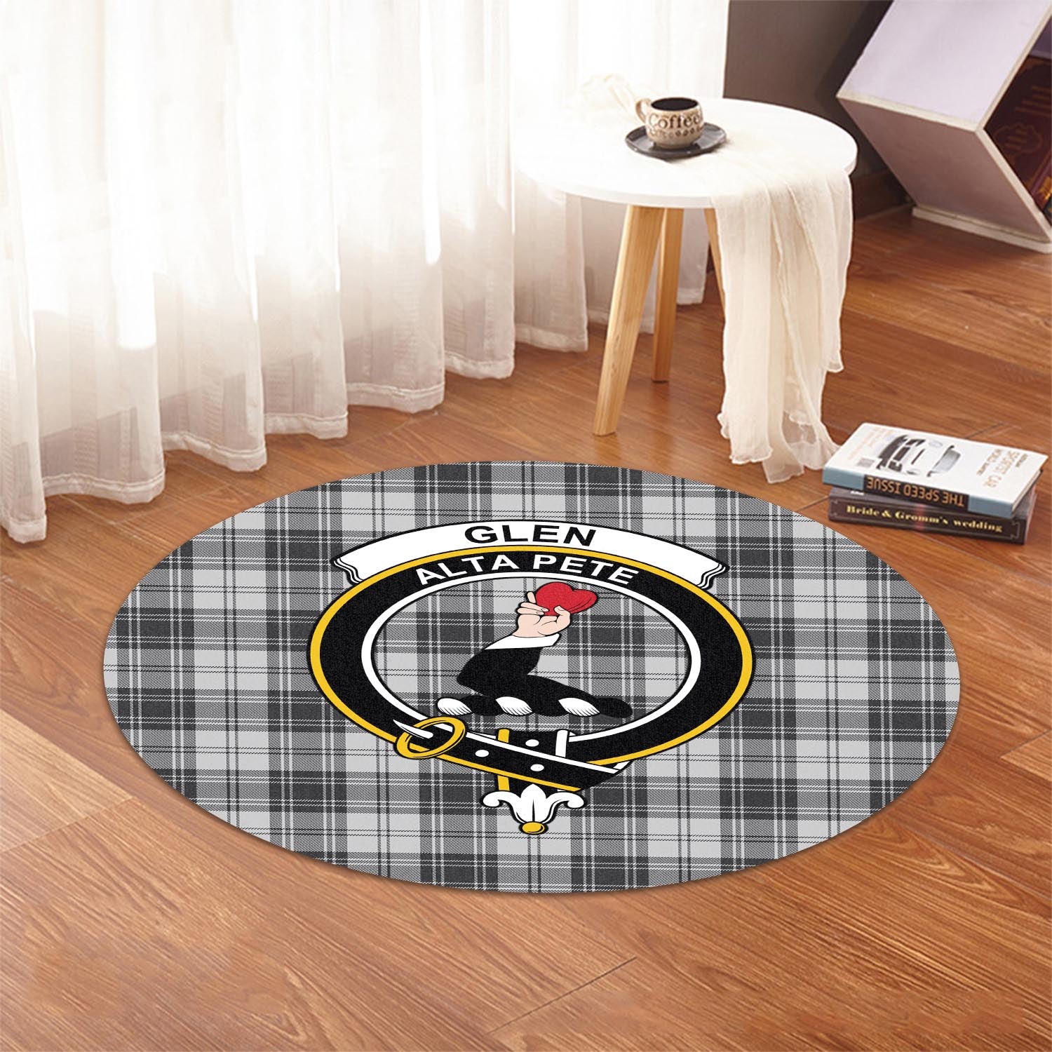 glen-tartan-round-rug-with-family-crest