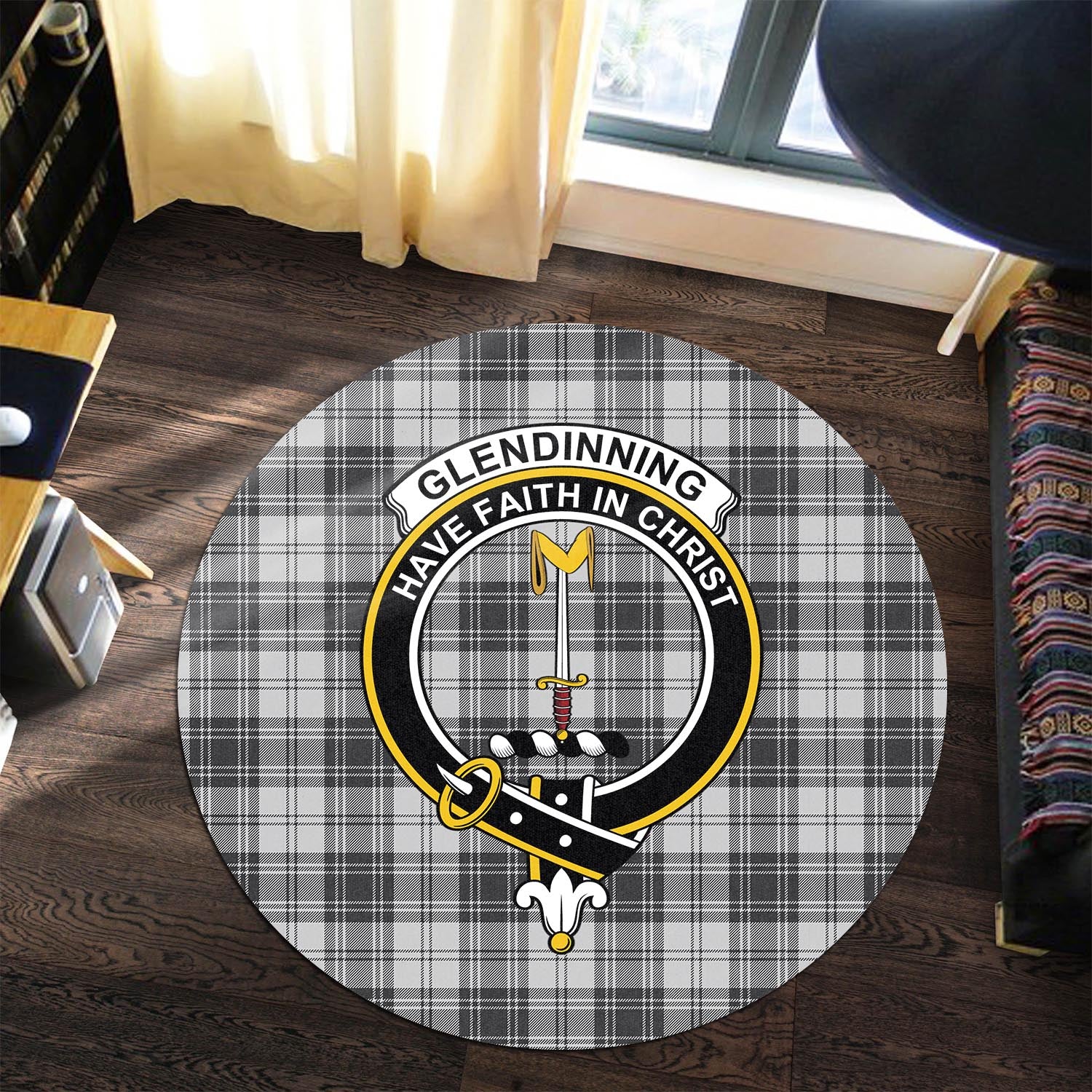 glendinning-tartan-round-rug-with-family-crest