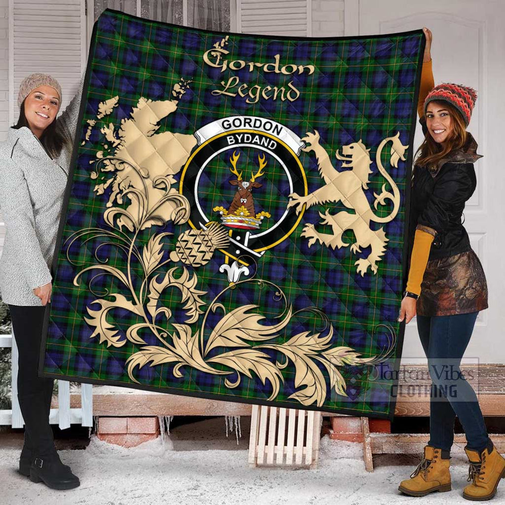 Tartan Vibes Clothing Gordon Tartan Quilt with Family Crest and Scottish Symbol Style