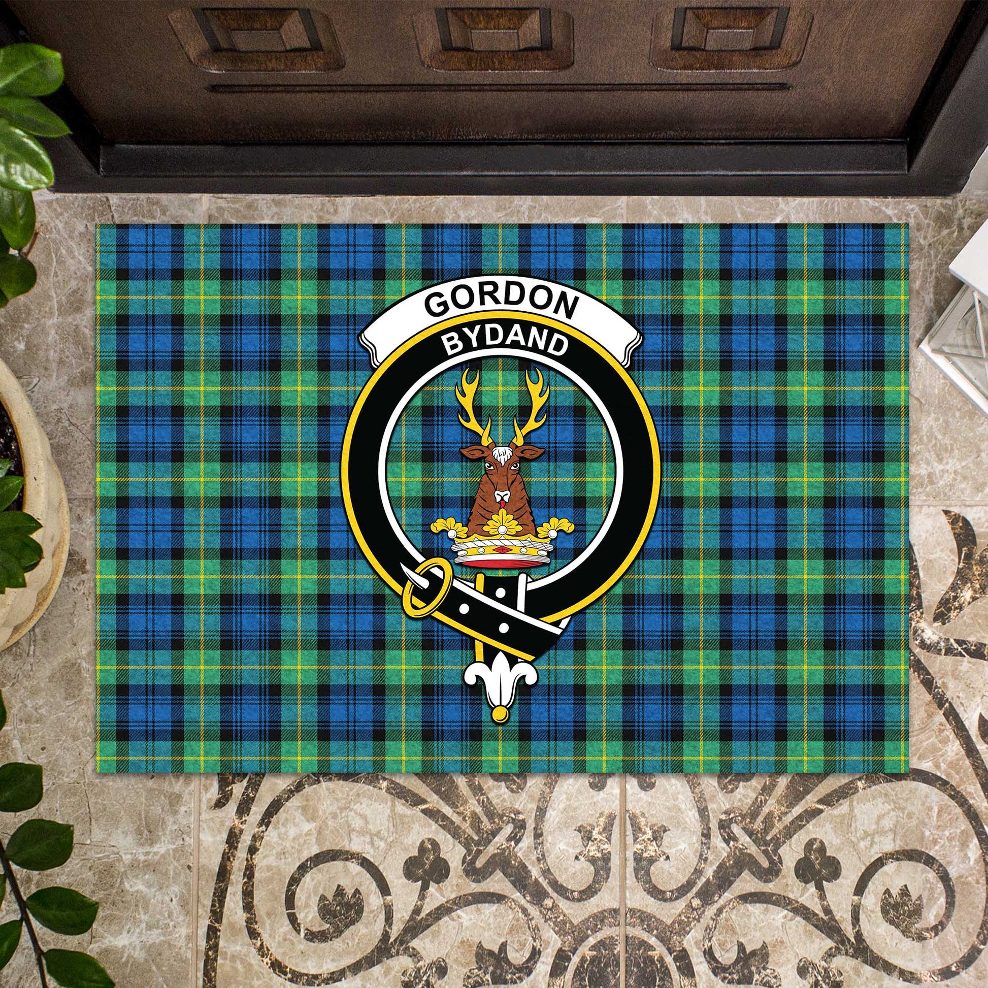 Gordon Ancient Tartan Door Mat with Family Crest - Tartanvibesclothing