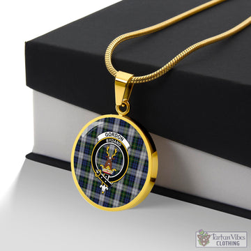 Gordon Dress Tartan Circle Necklace with Family Crest