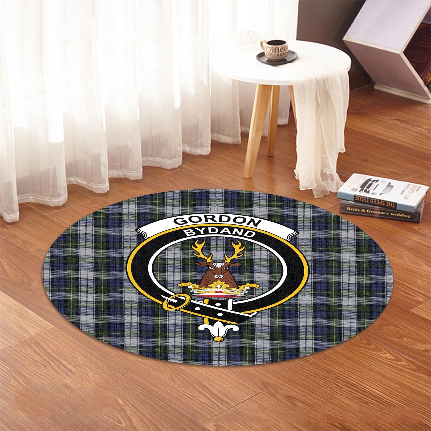 gordon-dress-tartan-round-rug-with-family-crest