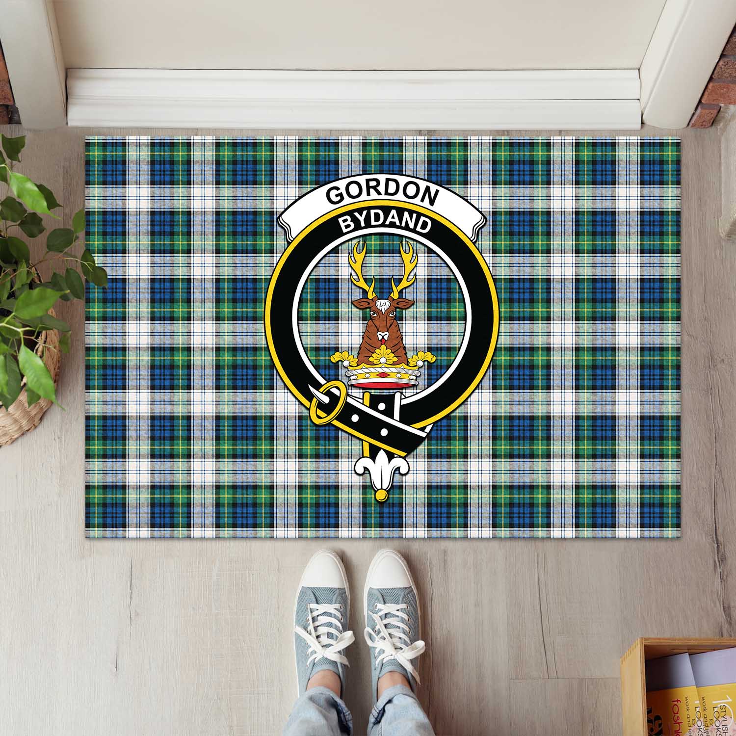 Gordon Dress Ancient Tartan Door Mat with Family Crest - Tartanvibesclothing