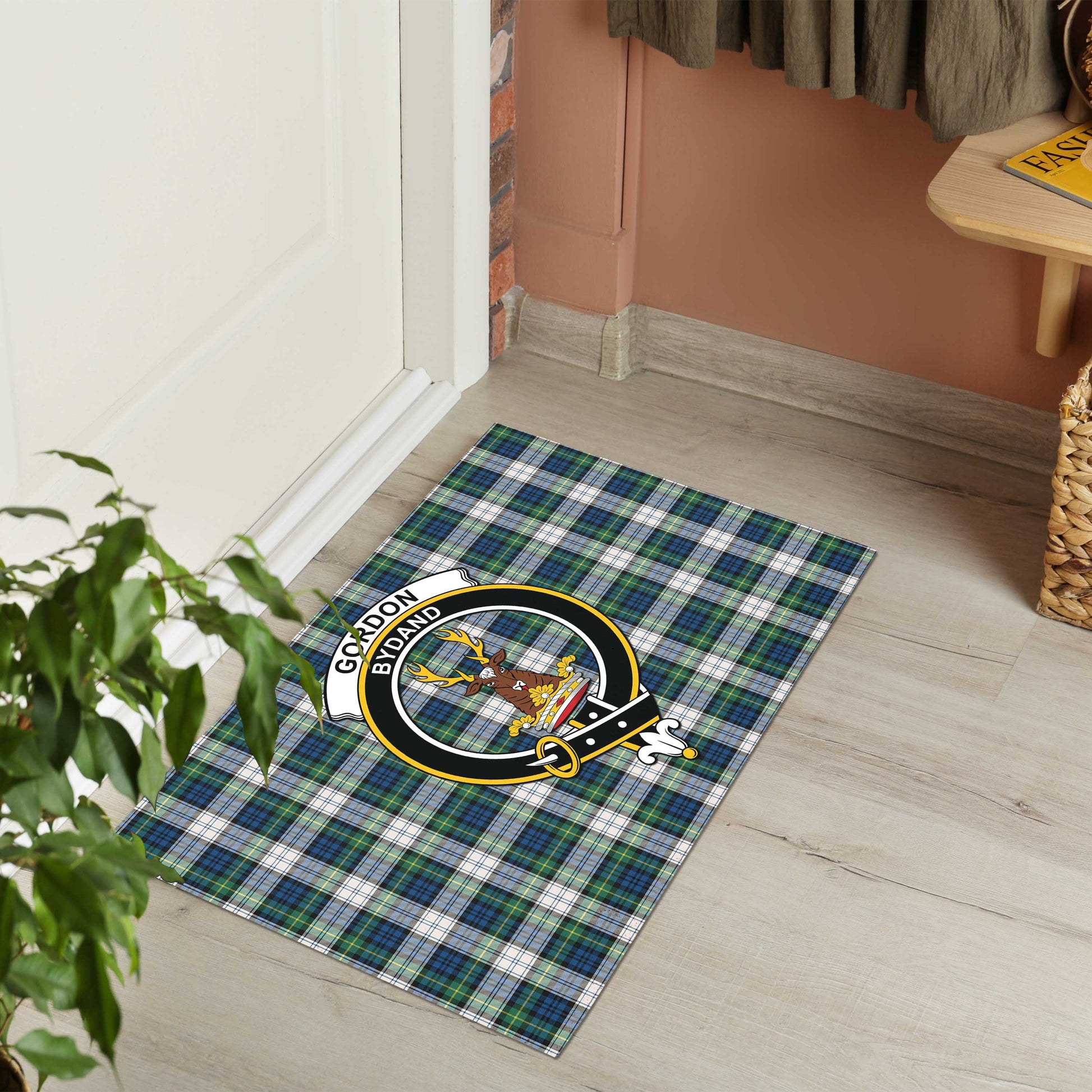 Gordon Dress Ancient Tartan Door Mat with Family Crest - Tartanvibesclothing