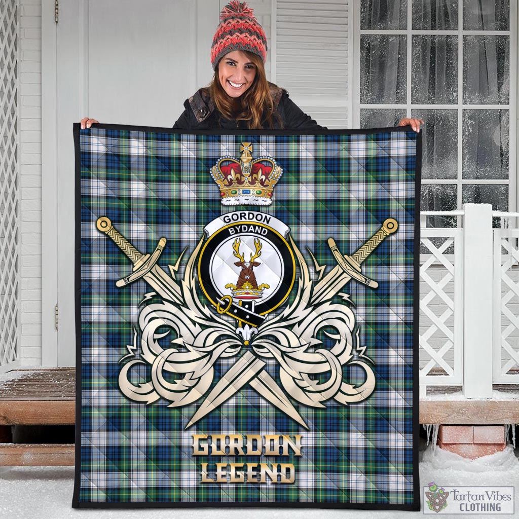 Tartan Vibes Clothing Gordon Dress Ancient Tartan Quilt with Clan Crest and the Golden Sword of Courageous Legacy