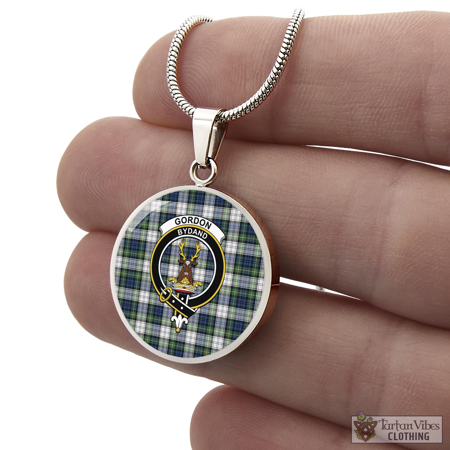 Tartan Vibes Clothing Gordon Dress Ancient Tartan Circle Necklace with Family Crest