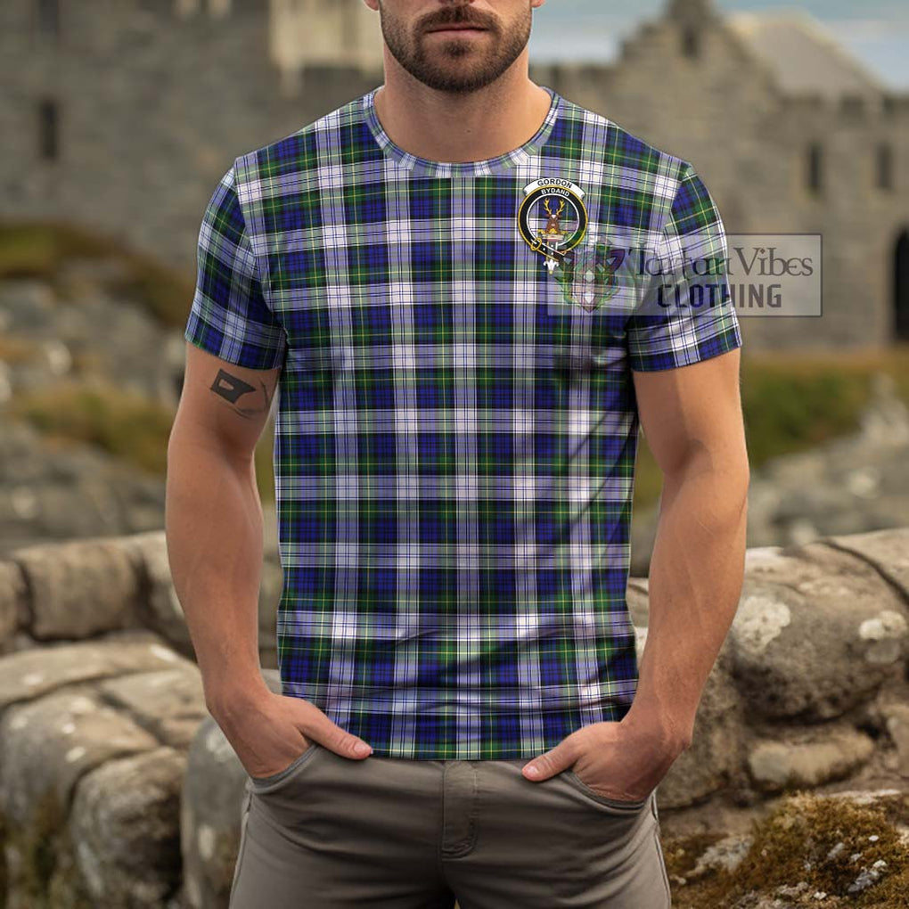 Gordon Dress Modern Tartan Cotton T-Shirt with Family Crest Men's Shirt - Tartanvibesclothing Shop