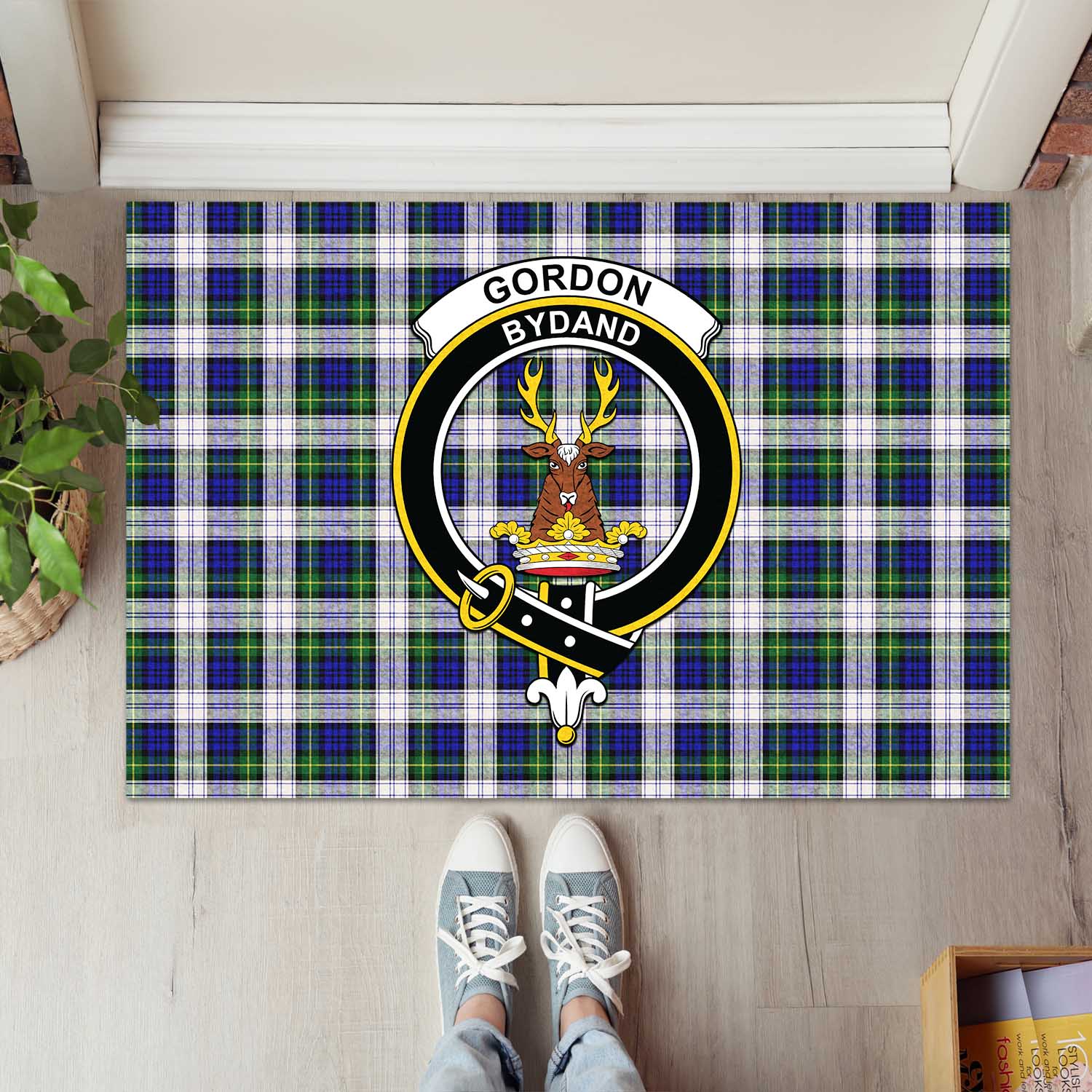 Gordon Dress Modern Tartan Door Mat with Family Crest - Tartanvibesclothing