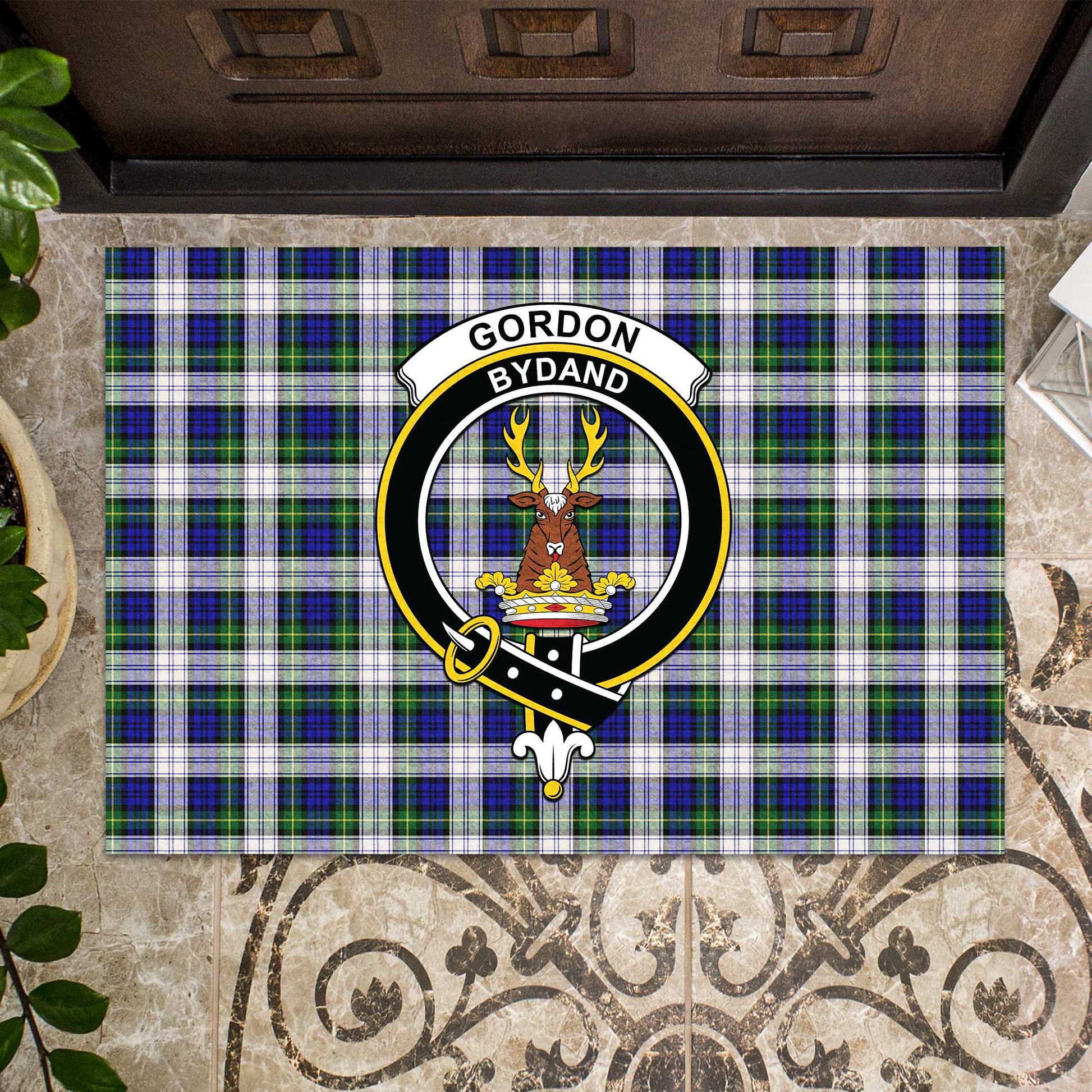 Gordon Dress Modern Tartan Door Mat with Family Crest - Tartanvibesclothing