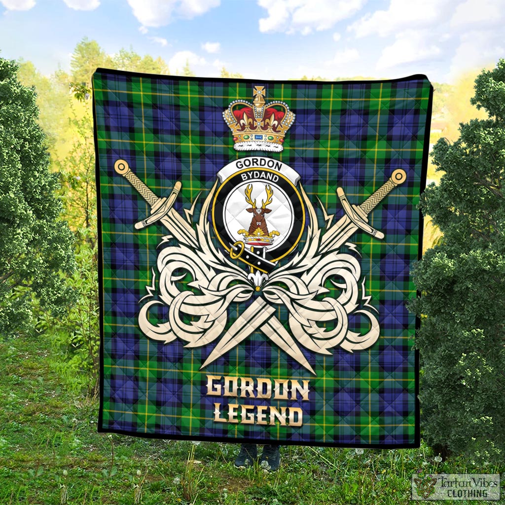 Tartan Vibes Clothing Gordon Modern Tartan Quilt with Clan Crest and the Golden Sword of Courageous Legacy