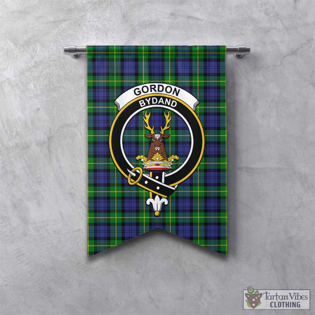 Tartan Vibes Clothing Gordon Modern Tartan Gonfalon, Tartan Banner with Family Crest