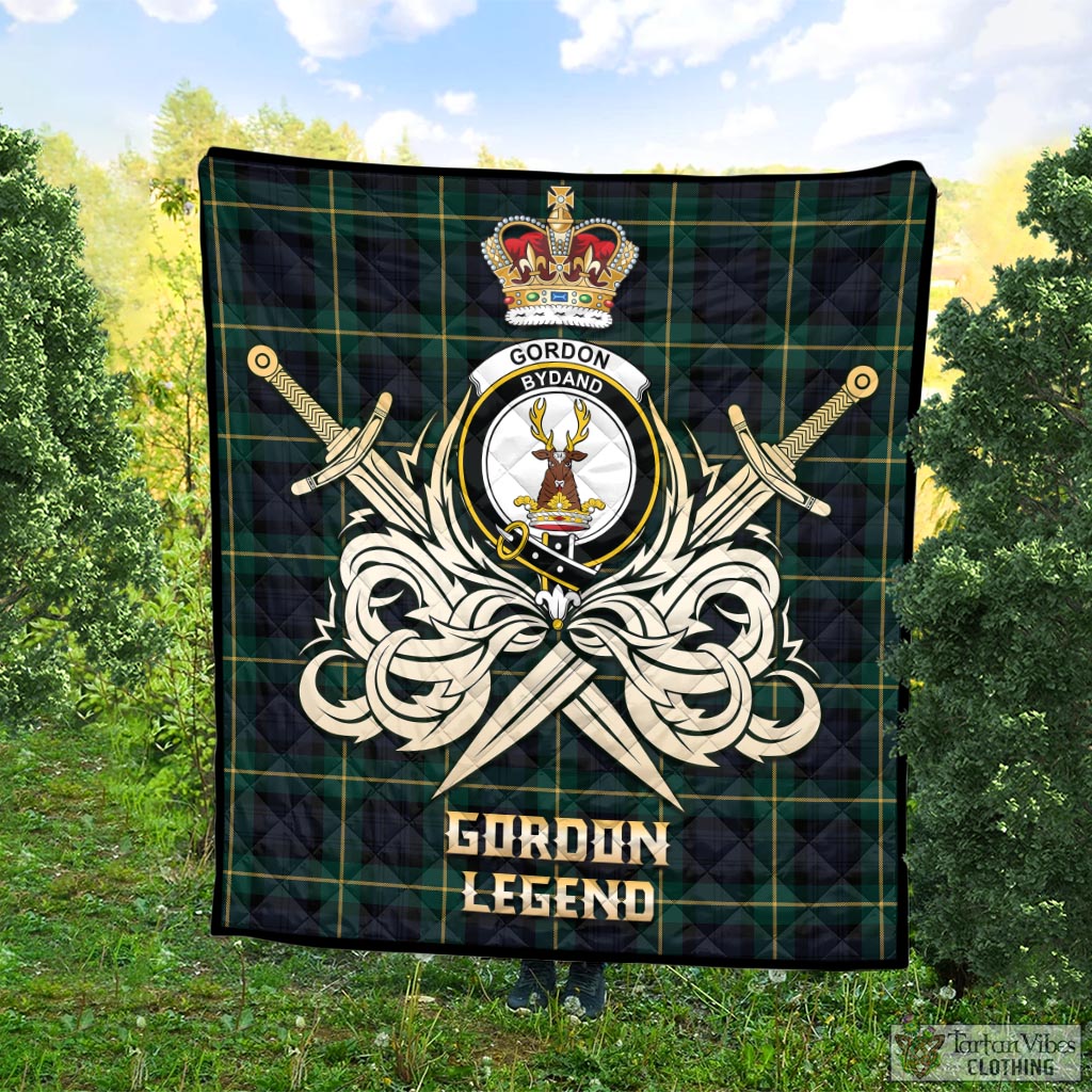 Tartan Vibes Clothing Gordon Old Tartan Quilt with Clan Crest and the Golden Sword of Courageous Legacy