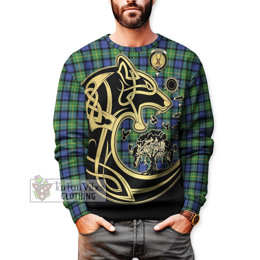 Gordon Old Ancient Tartan Sweatshirt with Family Crest Celtic Wolf Style Unisex - Tartan Vibes Clothing