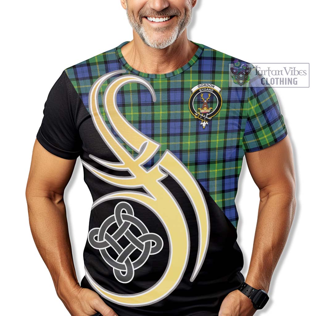 Tartan Vibes Clothing Gordon Old Ancient Tartan T-Shirt with Family Crest and Celtic Symbol Style