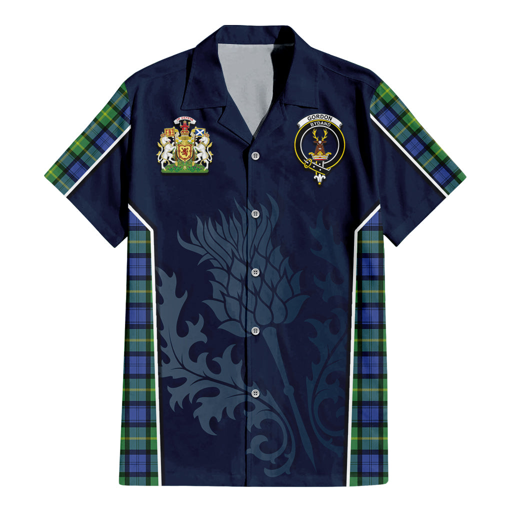 Tartan Vibes Clothing Gordon Old Ancient Tartan Short Sleeve Button Up Shirt with Family Crest and Scottish Thistle Vibes Sport Style