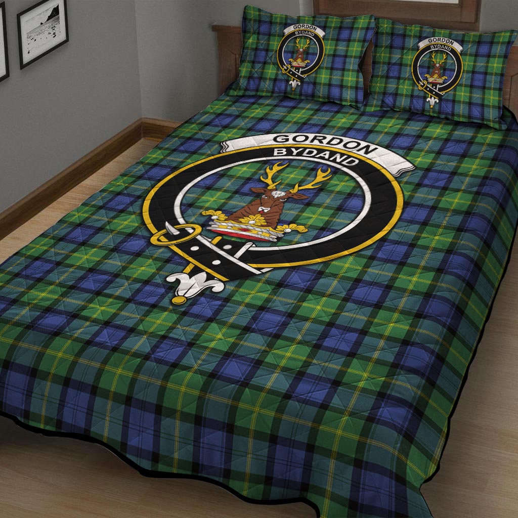 Gordon Old Ancient Tartan Quilt Bed Set with Family Crest - Tartan Vibes Clothing