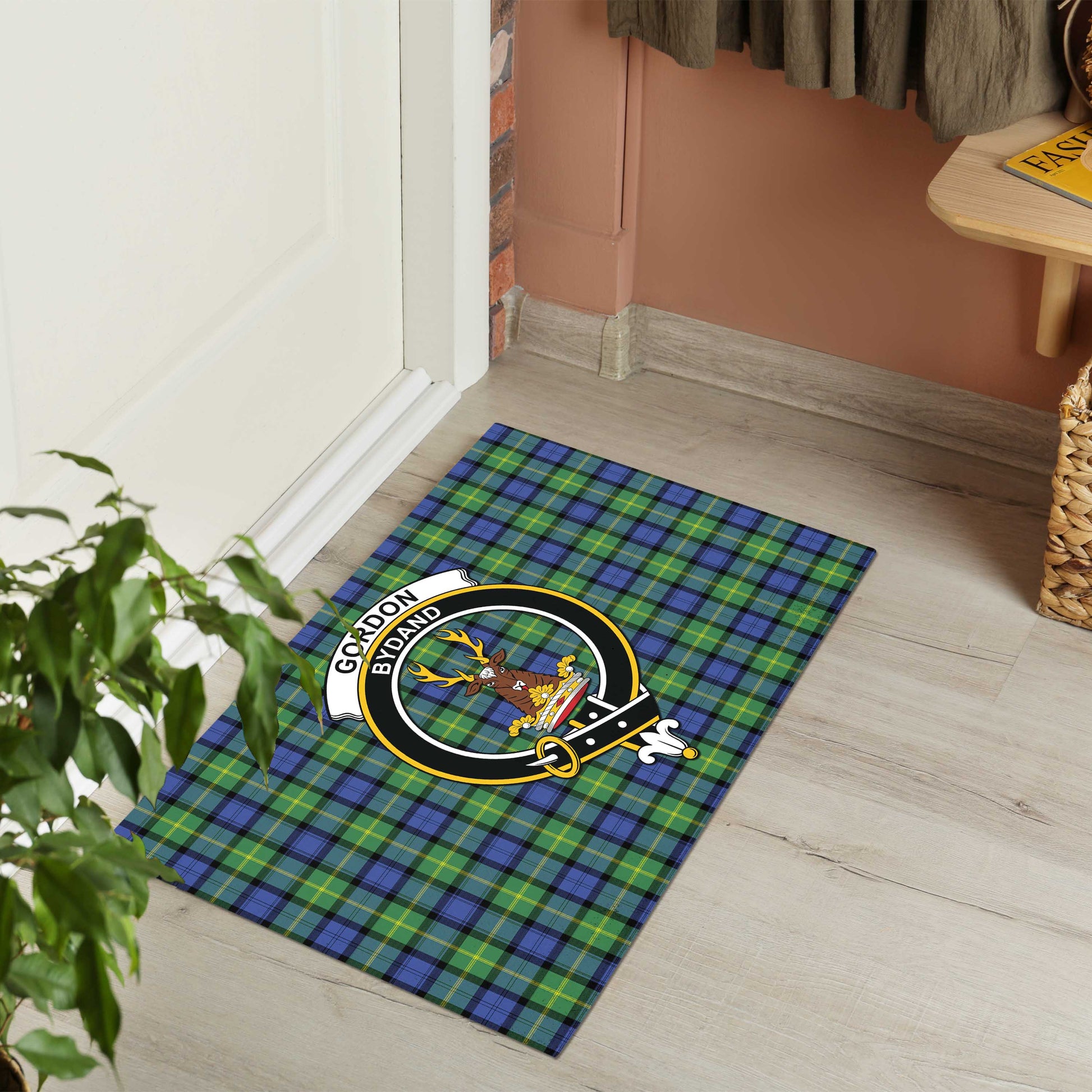 Gordon Old Ancient Tartan Door Mat with Family Crest - Tartanvibesclothing