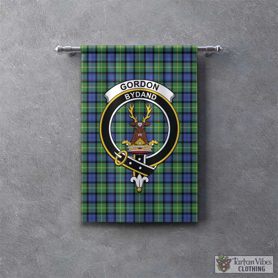 Tartan Vibes Clothing Gordon Old Ancient Tartan Gonfalon, Tartan Banner with Family Crest