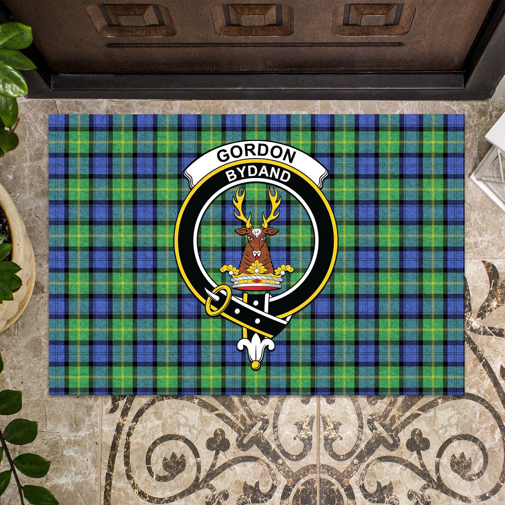 Gordon Old Ancient Tartan Door Mat with Family Crest - Tartanvibesclothing