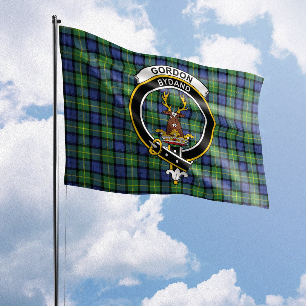 Gordon Old Ancient Tartan Flag with Family Crest House Flag (Horizontal) - Tartan Vibes Clothing