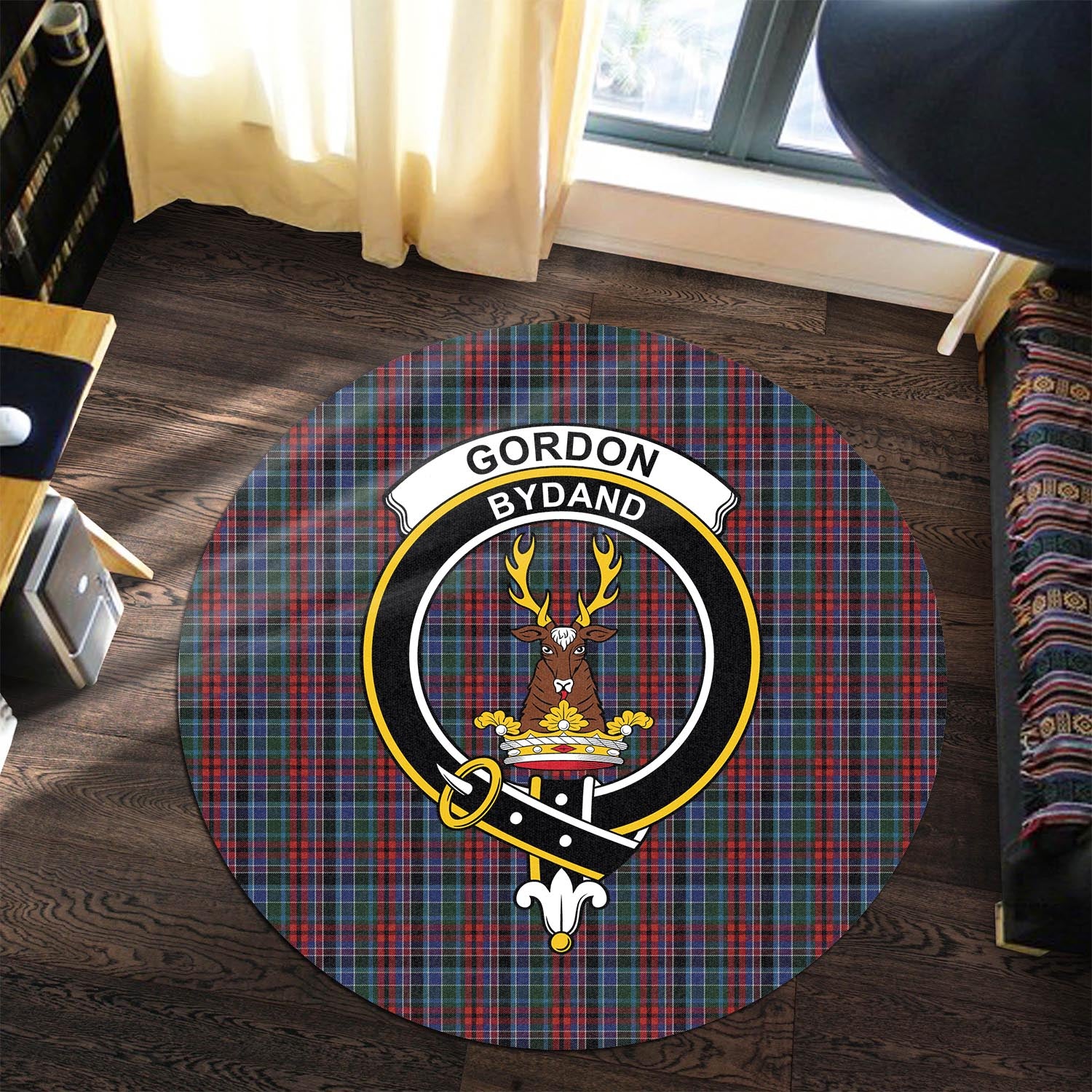 gordon-red-tartan-round-rug-with-family-crest