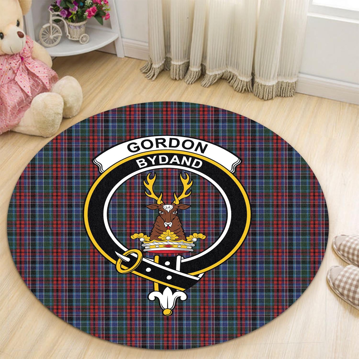 gordon-red-tartan-round-rug-with-family-crest