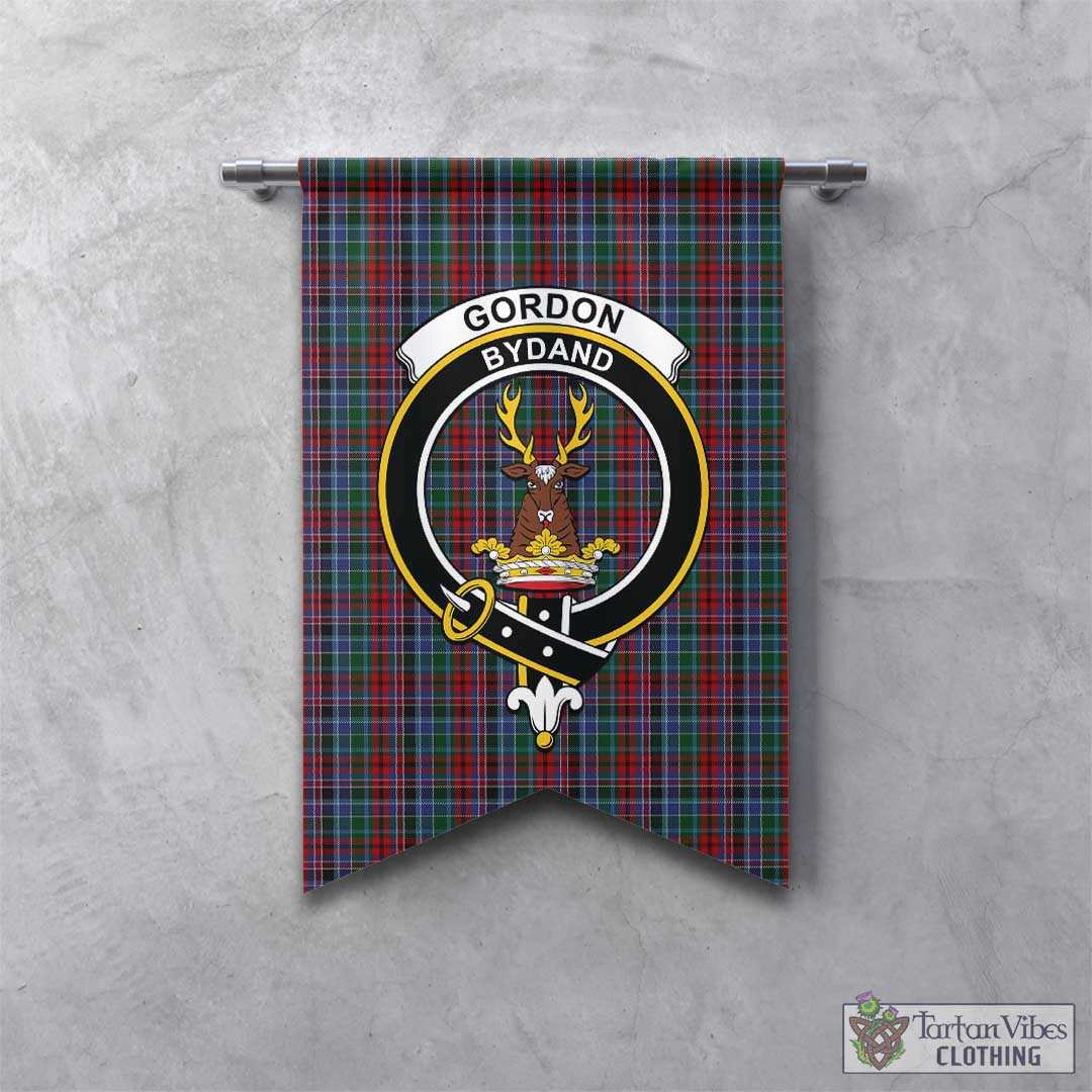 Tartan Vibes Clothing Gordon Red Tartan Gonfalon, Tartan Banner with Family Crest