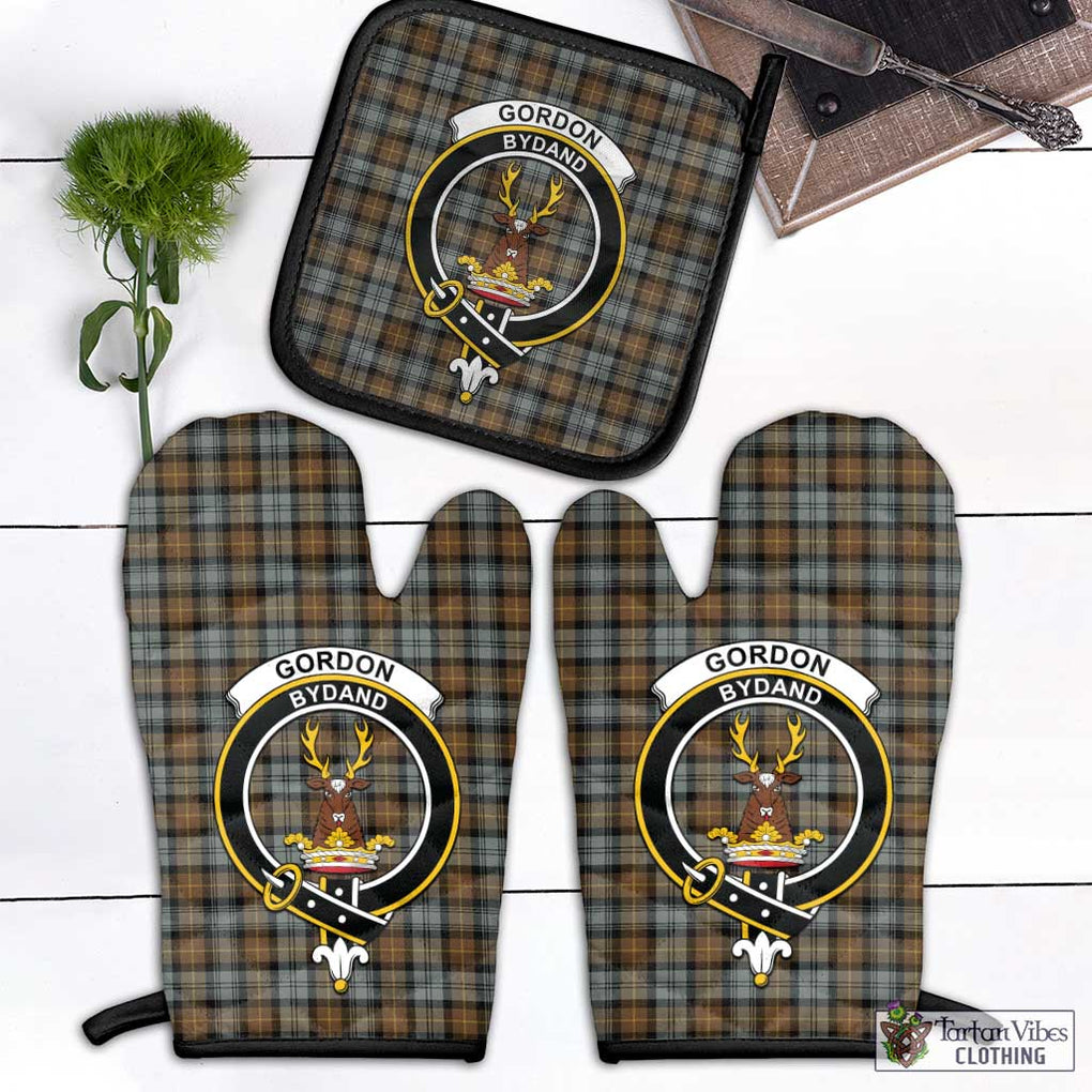 Gordon Weathered Tartan Combo Oven Mitt & Pot-Holder with Family Crest Combo 1 Oven Mitt & 1 Pot-Holder Black - Tartan Vibes Clothing