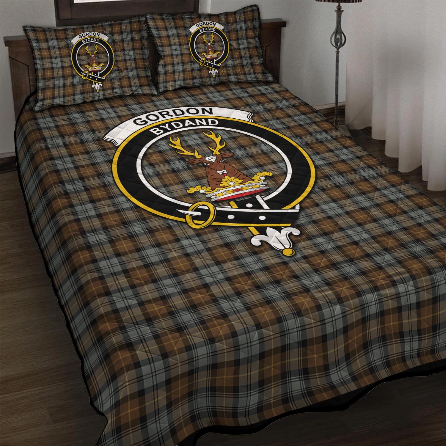 Gordon Weathered Tartan Quilt Bed Set with Family Crest - Tartan Vibes Clothing