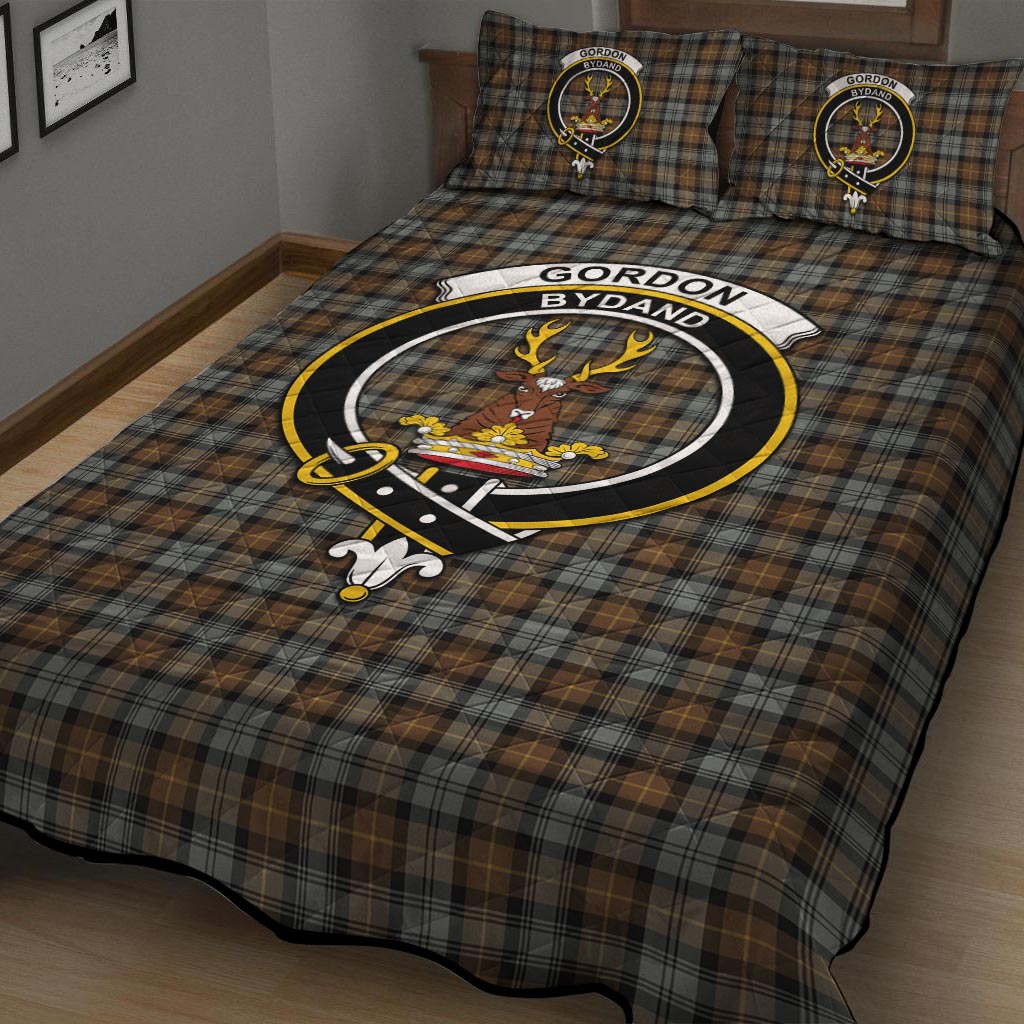 Gordon Weathered Tartan Quilt Bed Set with Family Crest - Tartan Vibes Clothing