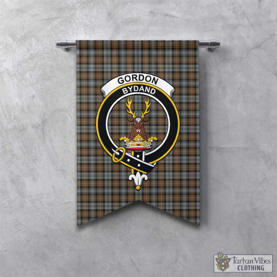 Tartan Vibes Clothing Gordon Weathered Tartan Gonfalon, Tartan Banner with Family Crest