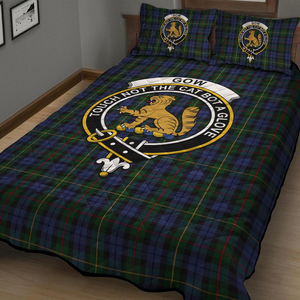 Gow Hunting Tartan Quilt Bed Set with Family Crest - Tartan Vibes Clothing