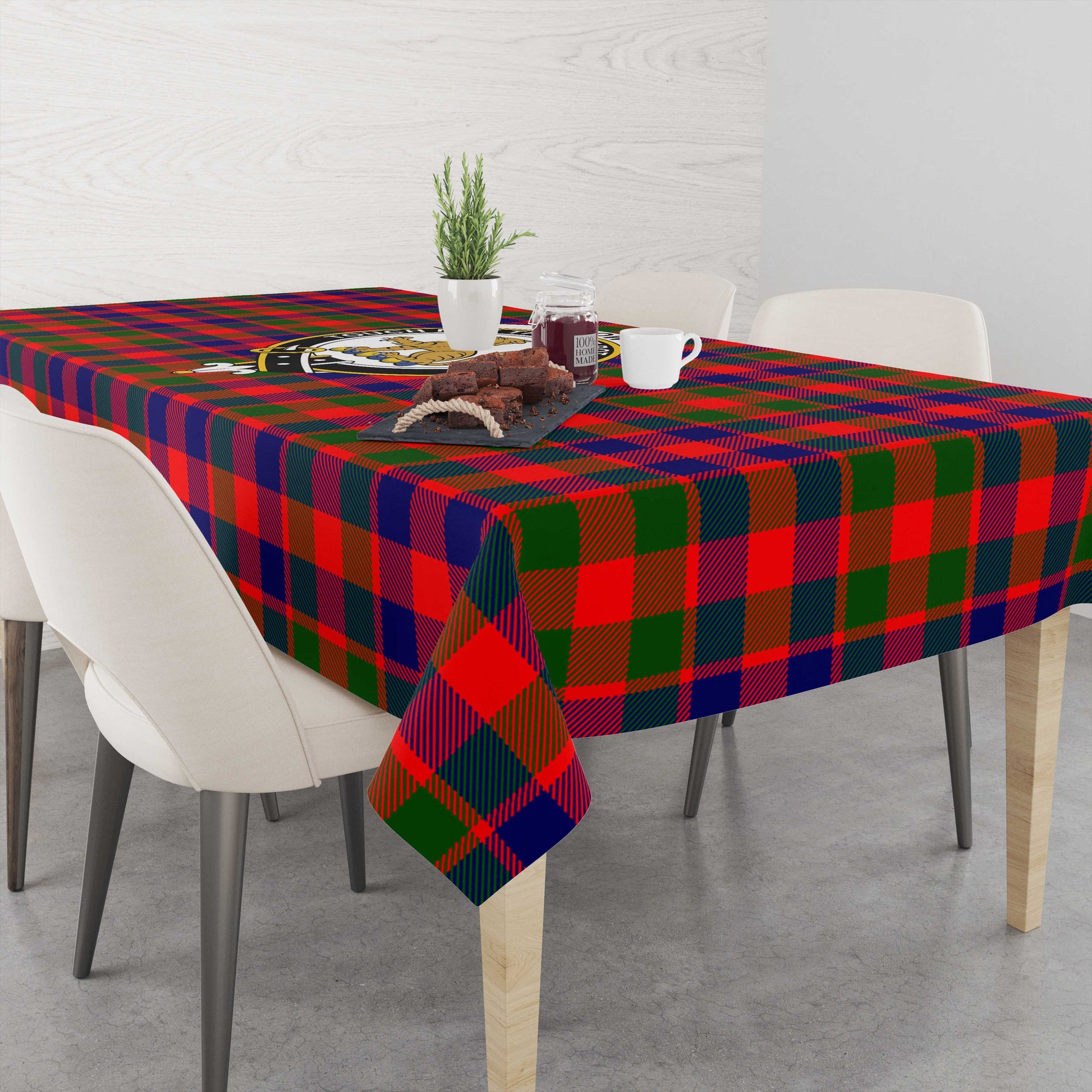 gow-modern-tatan-tablecloth-with-family-crest