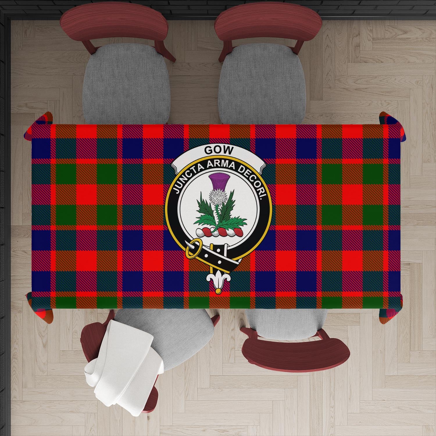 gow-of-skeoch-tatan-tablecloth-with-family-crest