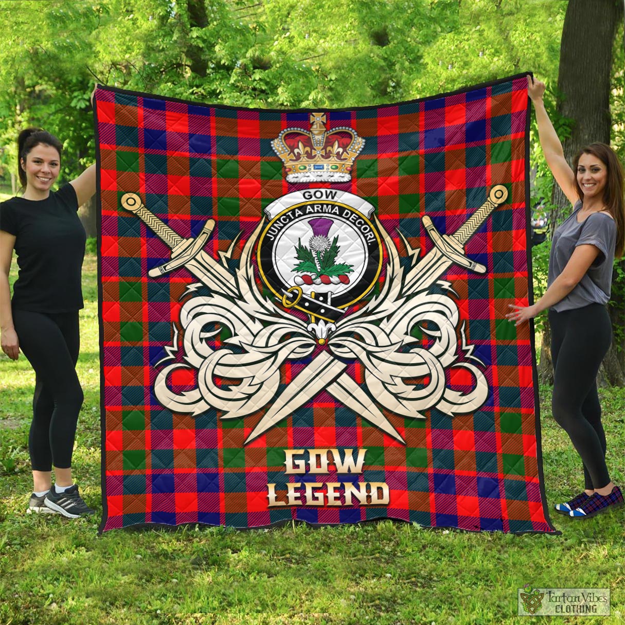 Tartan Vibes Clothing Gow of Skeoch Tartan Quilt with Clan Crest and the Golden Sword of Courageous Legacy