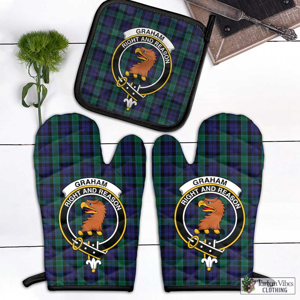 Graham of Menteith Tartan Combo Oven Mitt & Pot-Holder with Family Crest Combo 1 Oven Mitt & 1 Pot-Holder Black - Tartan Vibes Clothing