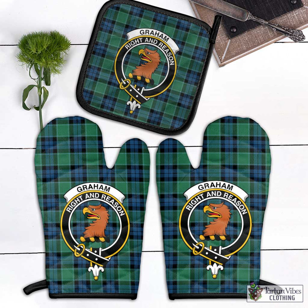 Graham of Menteith Ancient Tartan Combo Oven Mitt & Pot-Holder with Family Crest Combo 1 Oven Mitt & 1 Pot-Holder Black - Tartan Vibes Clothing