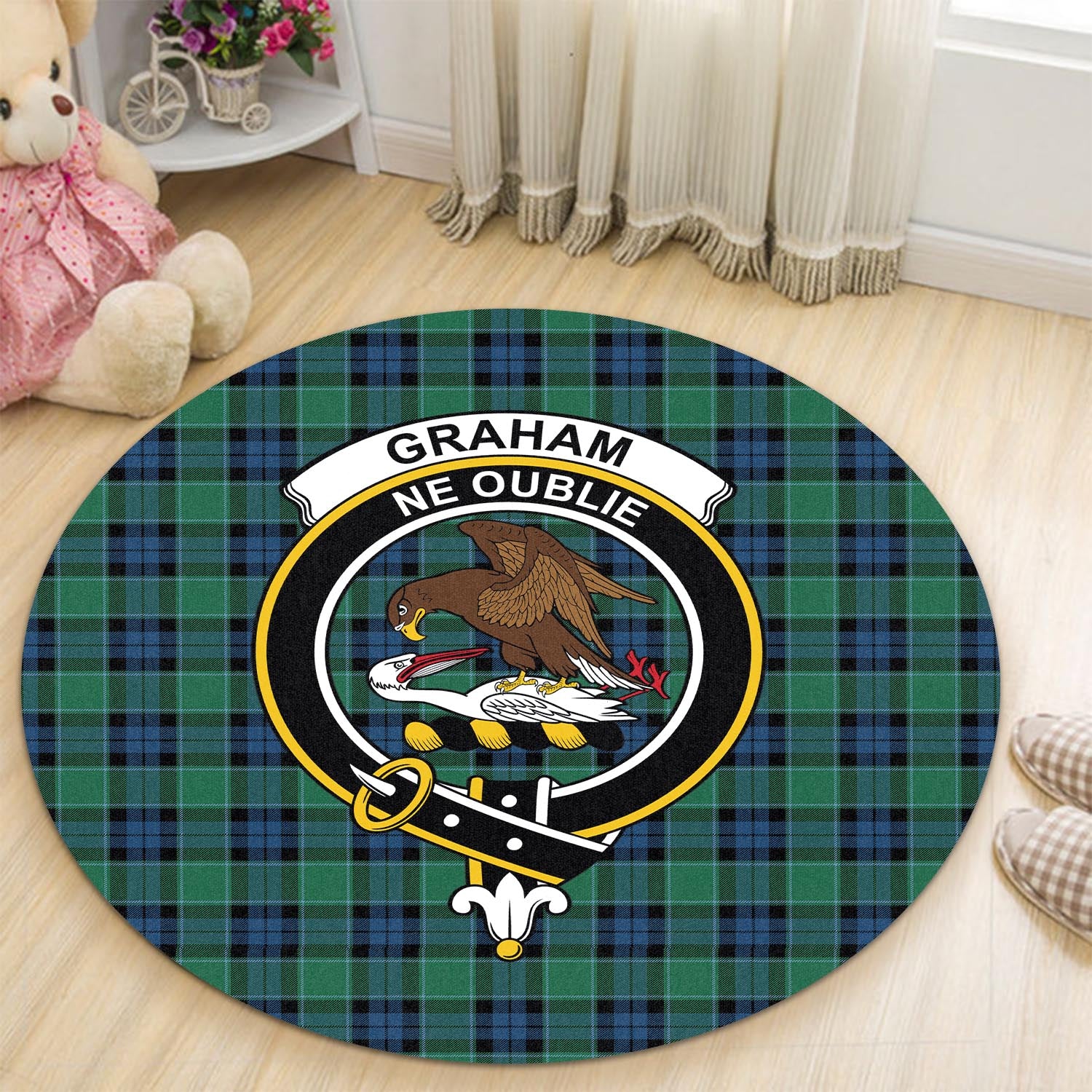 graham-of-menteith-ancient-tartan-round-rug-with-family-crest