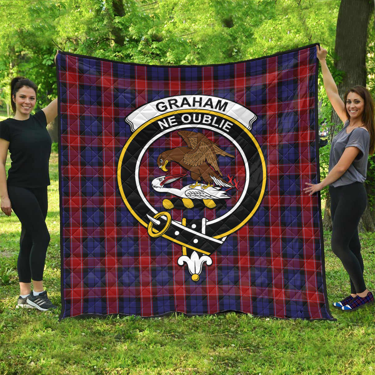 graham-of-menteith-red-tartan-quilt-with-family-crest